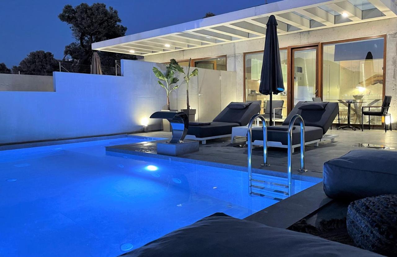 Marnos Luxury Villas Kamilári Exterior foto